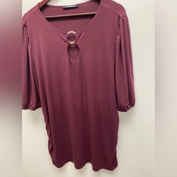 Penningtons Maroon Tunic with Ring Accent Size 2x - Picture 2 of 6